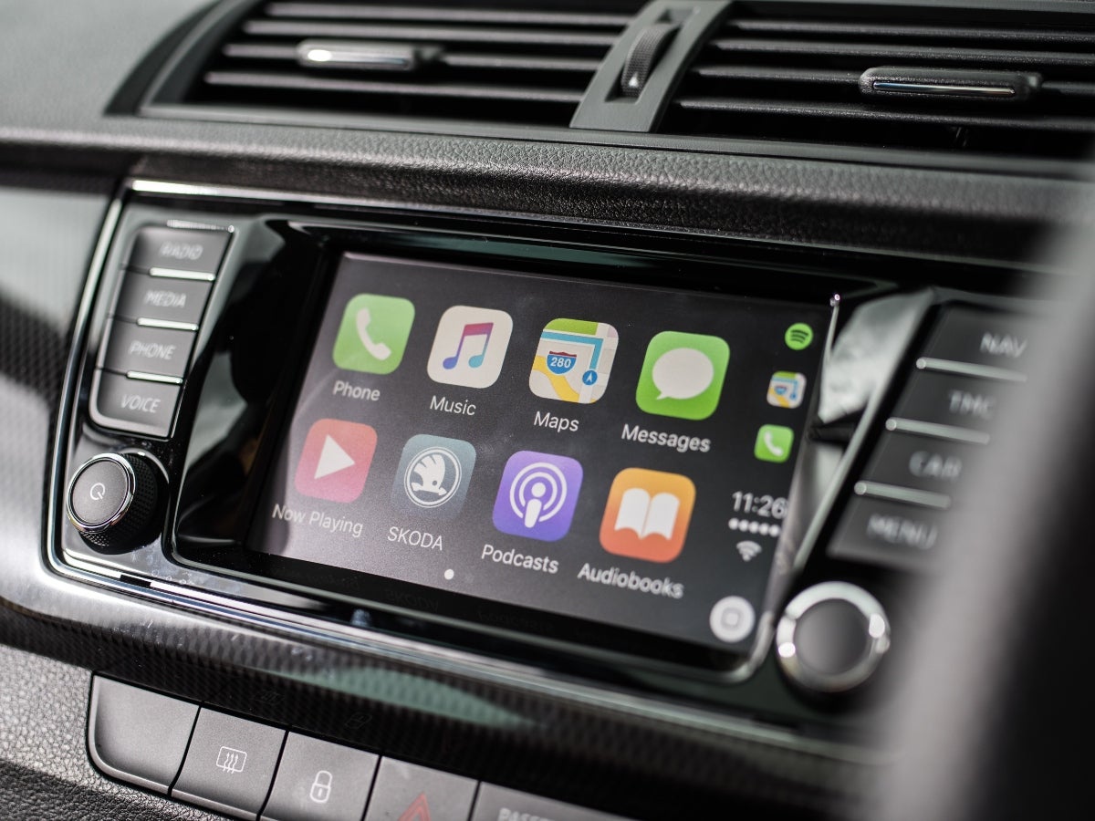 what-is-apple-carplay-and-how-does-it-work-heycar